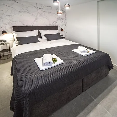 Apartament Cube *
