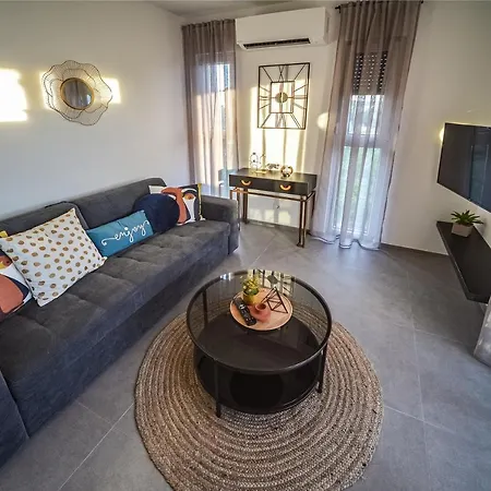 Apartament Cube