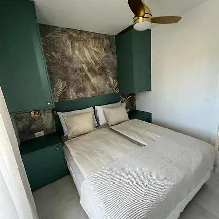 Apartment Cube