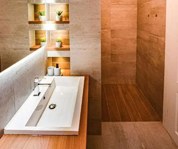 Διαμέρισμα Cube *