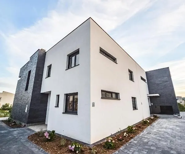 Cube アパート Kaštela